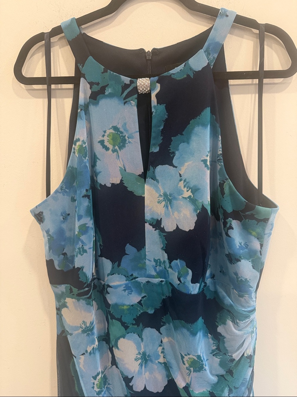 Betsy & Adam Women's Printed Mesh Halter-Neck Sleeveless Gown size 16 W NWT - Picture 6 of 11